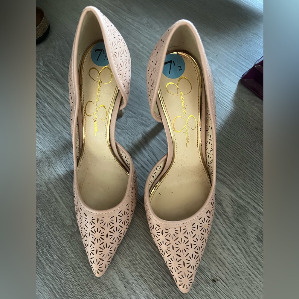 Jessica Simpson pumps. Size 7.5.